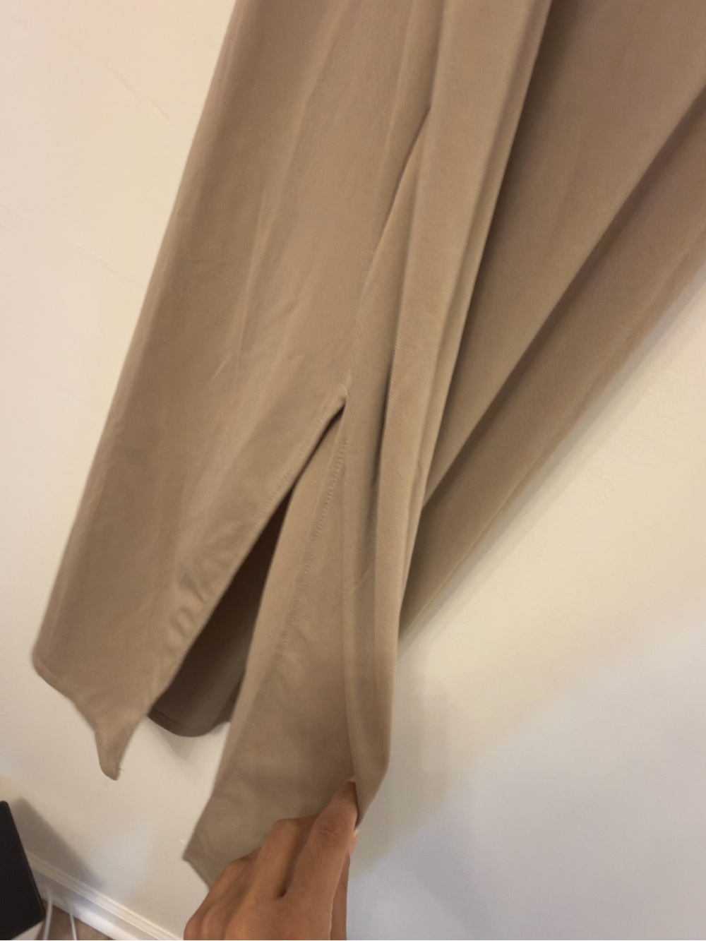 Basic dress - Picture 2 of 3